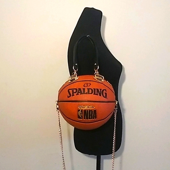 HANDMADE "ORIGINAL SPALDING" Basketball Purse 🏀 - Picture 6 of 17